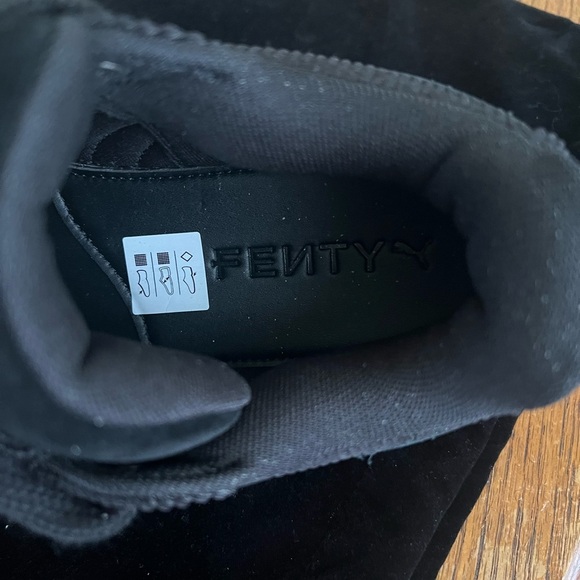 PUMA
x FENTY Women's Creeper Phatty Corduroy Low Top Platform Sneakers - Picture 7 of 8